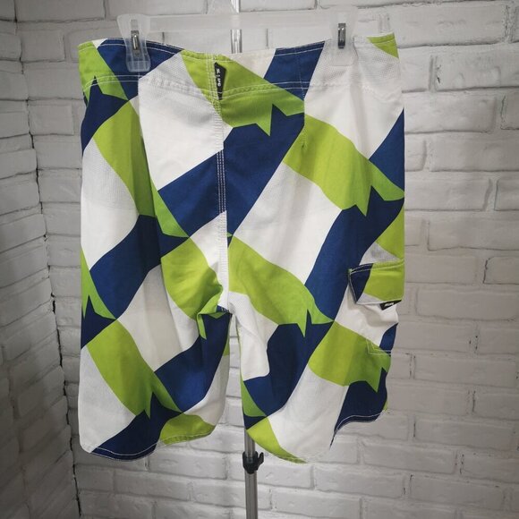 Men's 360 Surf Size 36 Waist Green White & Blue Swim Shorts - Picture 2 of 8